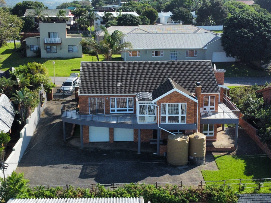 6 Bedroom Property for Sale in Cintsa East Eastern Cape
